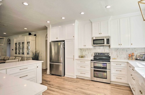 Columbus House | Butterfly Creek Columbus Estate on 3 Acres!