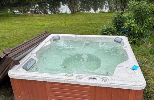 Champlain Cabin | CABIN #3 ON THE GREAT CHAZY RIVER -All water activities included!