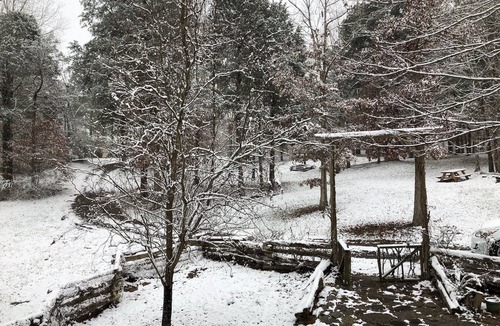 Wildwood Lake Cabin | Cabin Retreat- East TN
