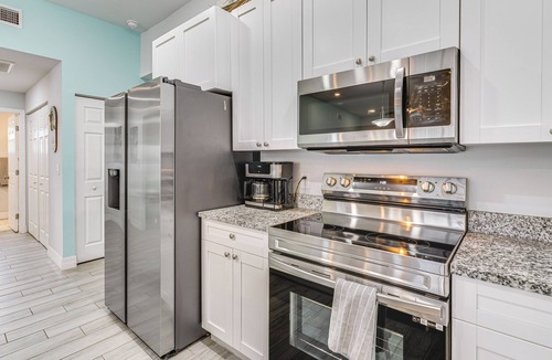 Pelican Apartment | Canal-front Gem w/Heated Pool in Cape Coral