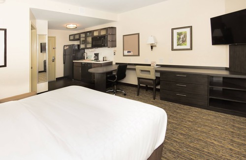 Fort Walton Beach Hotel | Candlewood Suites Ft Walton Bch - Hurlburt Area by IHG