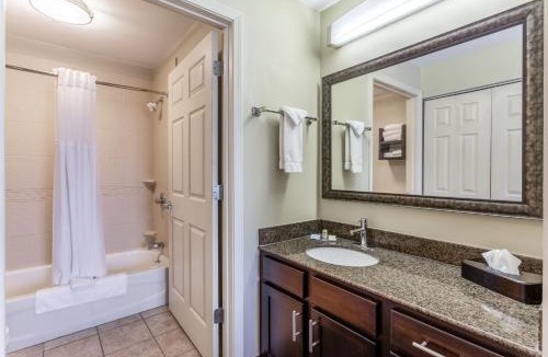 Linglestown Hotel | Candlewood Suites Harrisburg I-81 Hershey Area by IHG