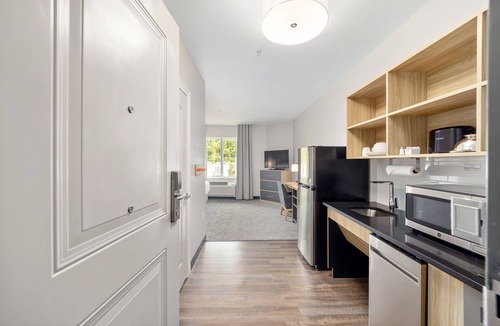 Ocala Hotel | Candlewood Suites Ocala I-75 by IHG