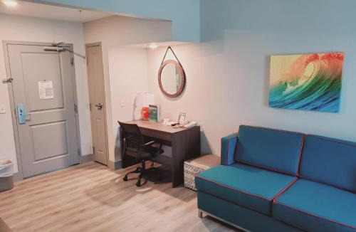 Upper Grand Lagoon Hotel | Candlewood Suites Panama City Beach Southeast by IHG