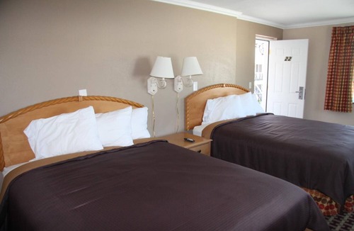Main Street Hyannis Hotel | Cape Cod Inn