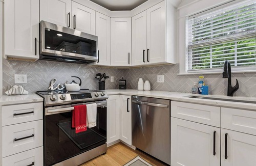 Matthews House | Cape Cod Pet-friendly Home