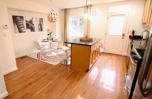 Kingman Park House | Capitol Hill Gem, Sleeps 6, Steps to Metro, Free Parking