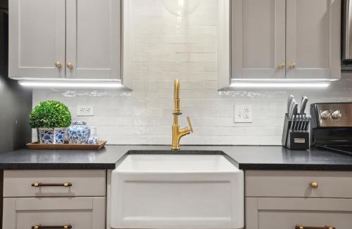 Hill East Bed & Breakfast | Capitol Hill Retreat with Free Parking, Short Walk to DC Metro
