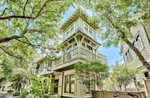 Rosemary Beach House | Captain Jack Cottage - Private Heated Pool, Bikes, 5 Min Walk to the Beach
