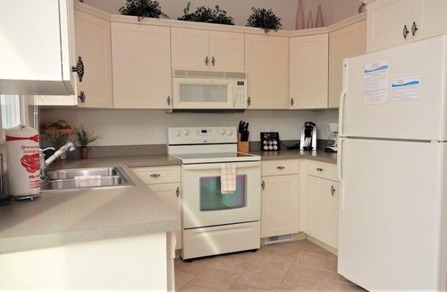 Bermuda Bay House | Carabelle's Fish House At Bermuda Bay, Waterpark & Pool, 1 Mile from Beach!