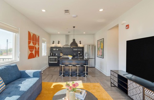 Historic Edgefield Hotel | Carter #205 by AvantStay | 4BR + Balcony