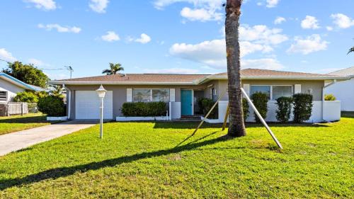 Yacht Club House | Casa Clara