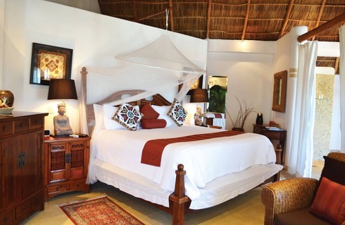 Punta de Mita Hotel | Casa de Mita . Quiet, Secluded, Fabulously Appointed and Over the Top Service!