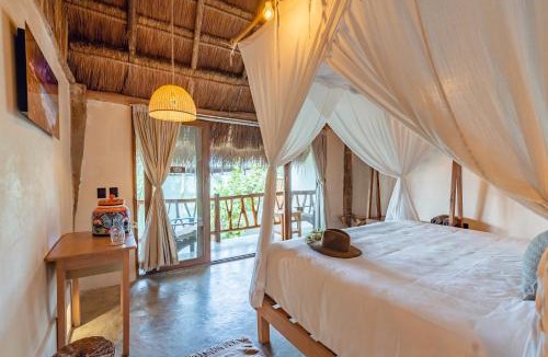 Zona Hotelera Hotel | Casa Ganesh Beachfront Tulum Hotel