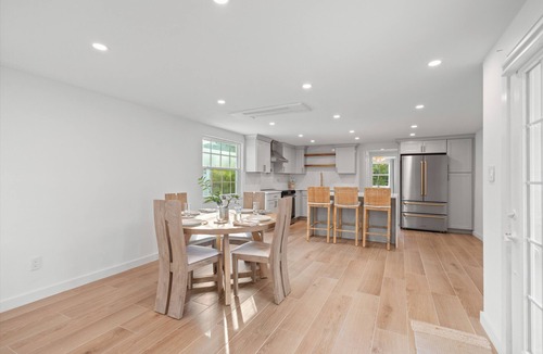 Longbeach Village House | Casa Poinsetta- 2BR in a Quiet Coastal Neighborhood by RVA.