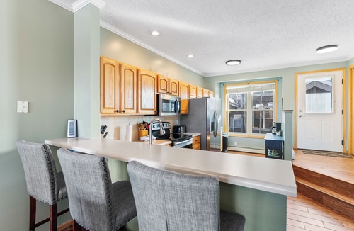 Wildernest House | Centrally Located Silverthorne Condo Near Ski Areas & Local Activities!