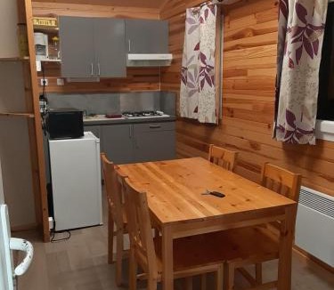 Marcilly-sur-Eure Ski Chalet | Chalet