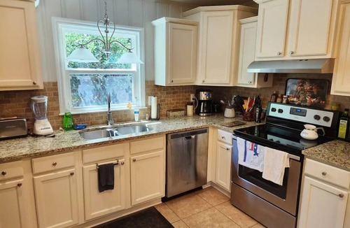 Charlotte House | Charmer in Starmount