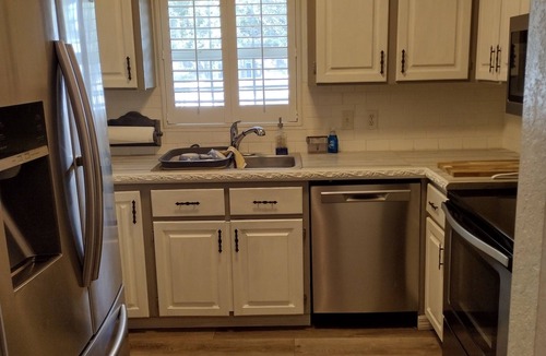 Ocala House | Charming 2-bedroom, 1 bath, game room, patio fenced.in lovely Ocala
