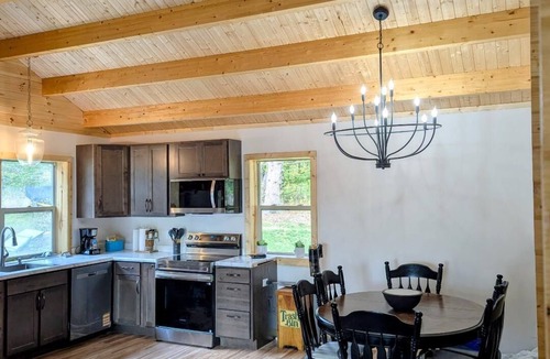 Alden Cabin | Charming 2-bedroom cabin with Water Views on Thayer Lake