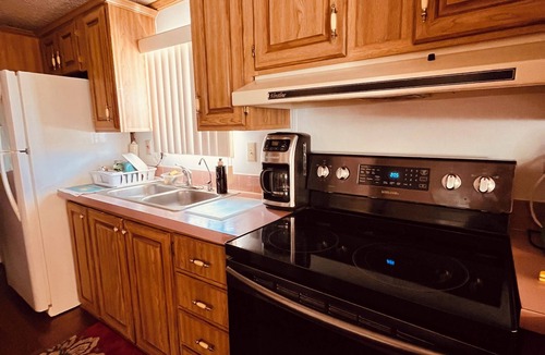 Haines City House | Charming 2-bedroom house in Haines City with AC, WiFi
