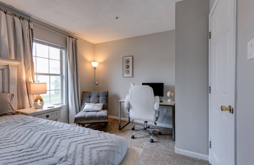 Robinwood House | Charming 3-Bed Townhouse with Private Fenced Yard - Your Home Away from Home!