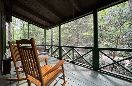 Lakemont Cabin | Charming cabin near Lake Rabun with fire pit + easy access to mountain hikes