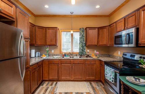 Tonawanda Cottage | Charming Cottage near Niagara Falls and Buffalo