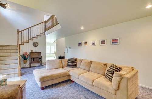 Elko House | Charming Elko Home w/Pool Table!