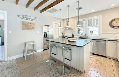 Lewes House | Charming Guesthouse In The Center of Historic Downtown Lewes