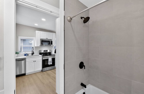 Highland Park House | Charming house with AC in Seattle