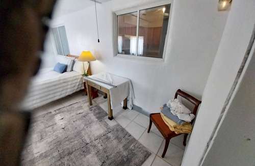 Pomerene House | Charming, Modern, Stylish 4-bedroom house with AC 1 mile off Interstate 10