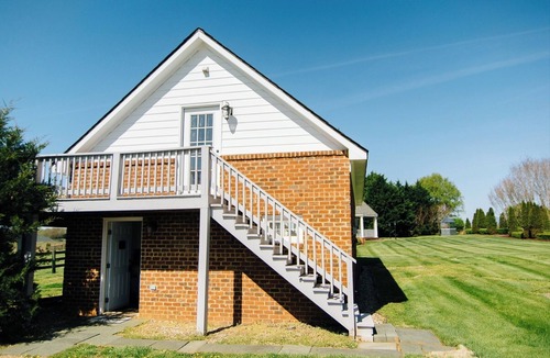 Forest Cottage | Charming Stable Cottage Located on West Manor Estate