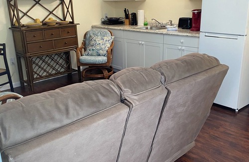 Haines Creek Apartment | Charming suite in large home on Lake Eustis, boat slip and storage.