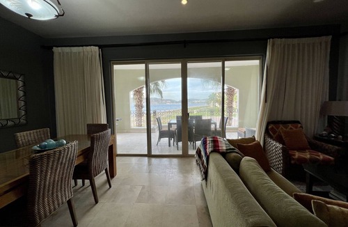La Paz Apartment | Charming sunset ocean view unit