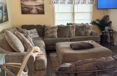 Cedar Bluff Cabin | Chasing Dreams Cottage located on Beautiful Weiss Lake