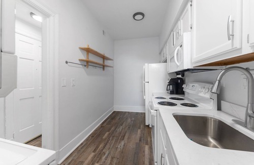 Kalorama Heights Apartment | Chic 1-bedroom apartment in brilliant Washington with WiFi, AC