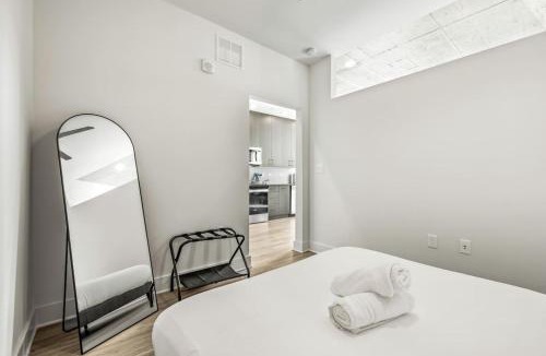 Channel District Apartment | Chic Channelside Getaway in DT | Close to DT!