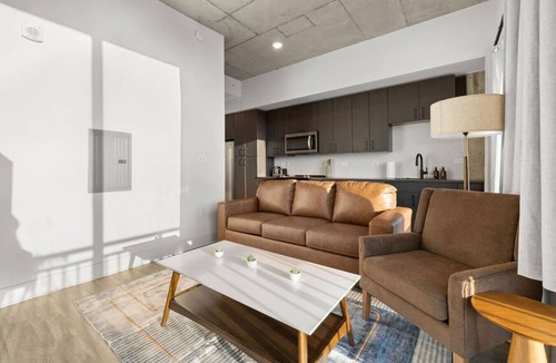 Channel District Apartment | Chic Channelside Studio with High-Rise Views