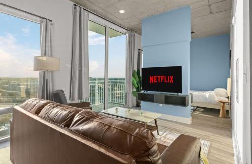 Channel District Apartment | Chic Channelside Studio with High-Rise Views