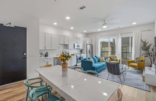 East Nashville Condo | Chic condo in heart of East Nashville with WD & central AC - walk everywhere
