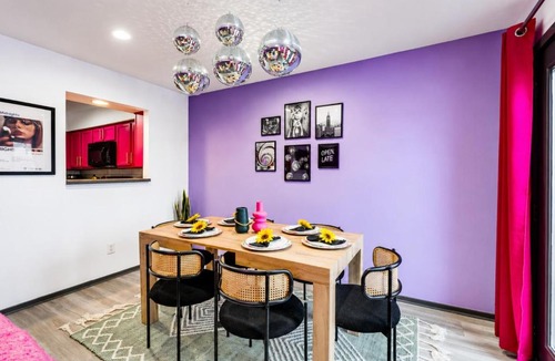 North Capitol Apartment | Chic Nashville Retreat, River Views and VIP Vibes