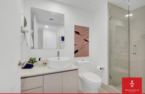 Hallandale Beach Hotel | Chic Studio with Marina & Intracoastal View