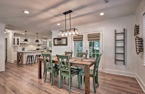 Dilworth House | Chic Urban Farmhouse in Historic Dilworth with Patio