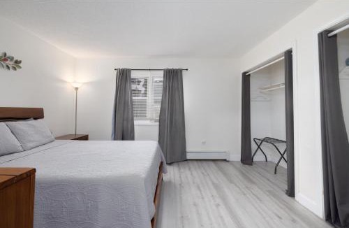 New Britain Apartment | Chic with Recliner at Webster Hill Suite 1W Request Xtra Bed