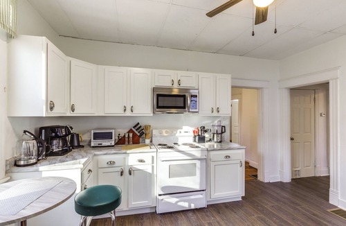 Ludlow House | Cincinnati Area Vacation Rental ~ 3 Mi to Downtown