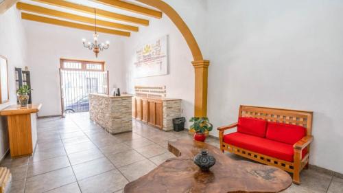 La Cruz Hotel | Cinco de Mayo Hotel