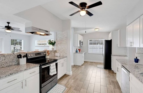 Goldenrod House | Citrus Oasis: 4BR Pool Home