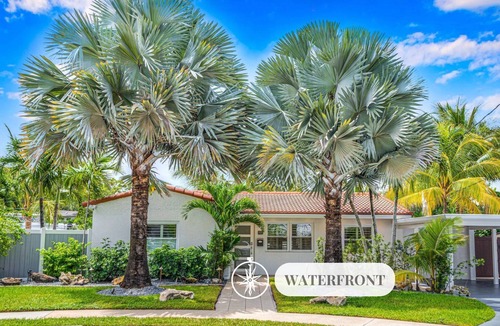South New River Isles House | Citrus Waterfront Bungalow