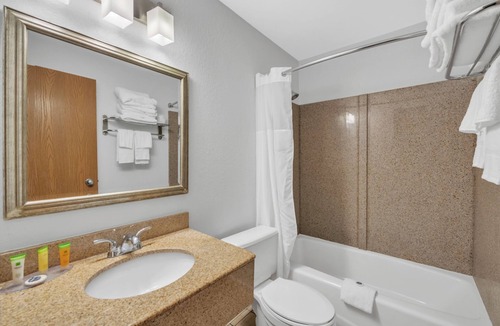 Newport News Hotel | City Centre Inn at Newport News